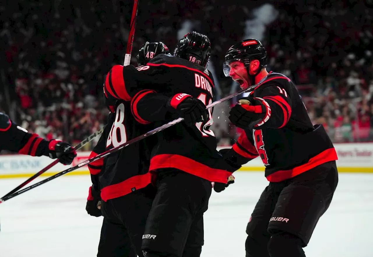 The Carolina Hurricanes were in full control against the New York Islanders