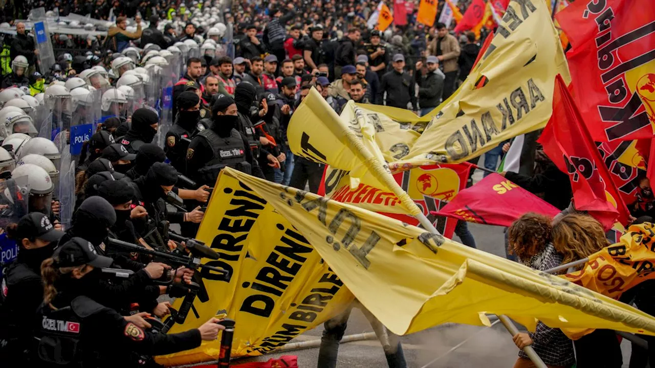 Dutzende Festnahmen in Istanbul: Türkische Polizei setzt Tränengas und Gummigeschosse gegen Mai-Demonstranten ein