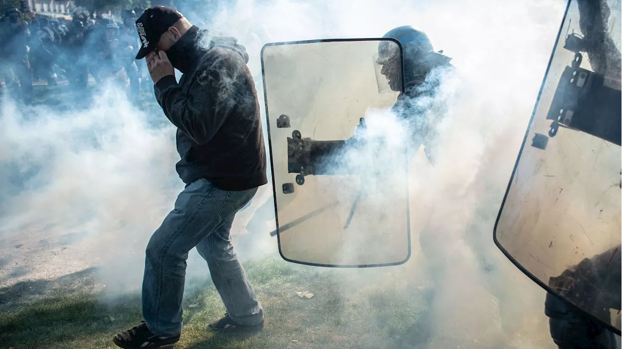 Manifestations du 1er-Mai : les services de renseignement craignent la présence d''élements violents' dans les