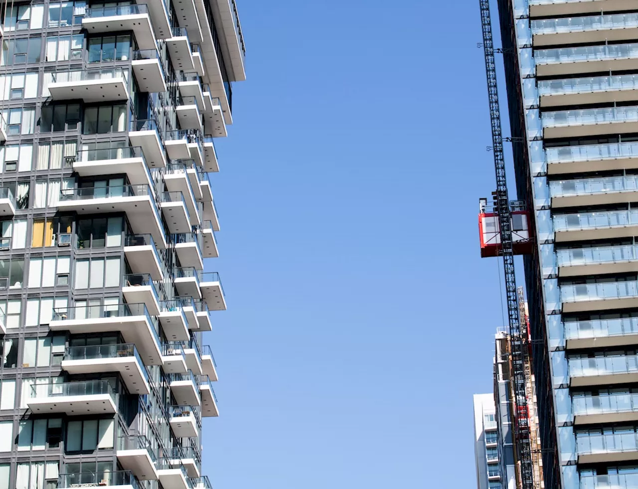 As transactions fall, Toronto condo buyers find their leverage