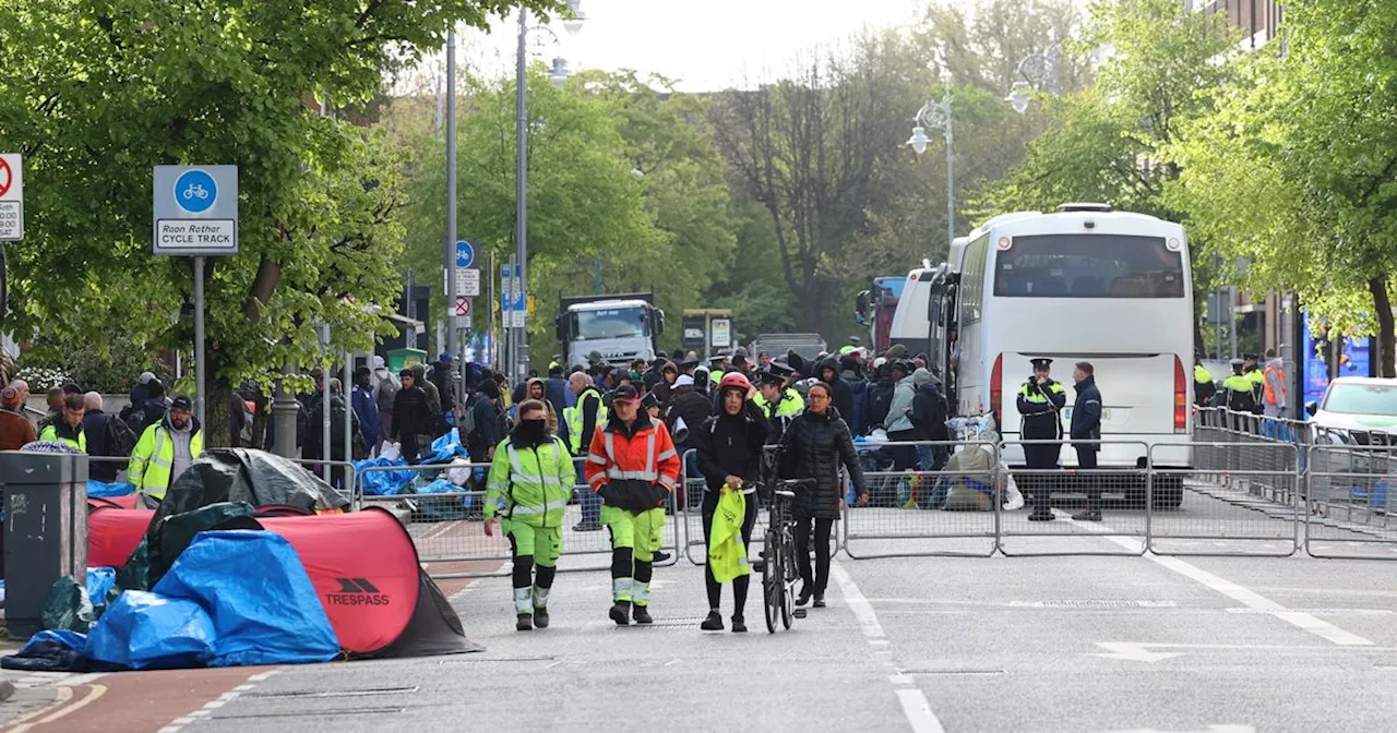 Govt has 'powers' to ensure tents won't reappear on Mount Street, Tánaiste says