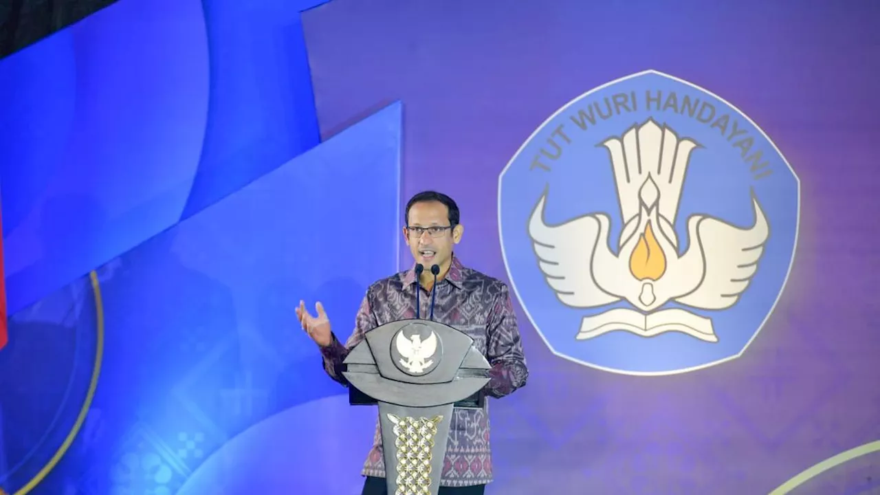 Jelang Hari Pendidikan Nasional 2024, Nadiem Makarim Diminta Tinjau Penerima Beasiswa KIP Buntut Kontroversi Mahasiswa Hedon