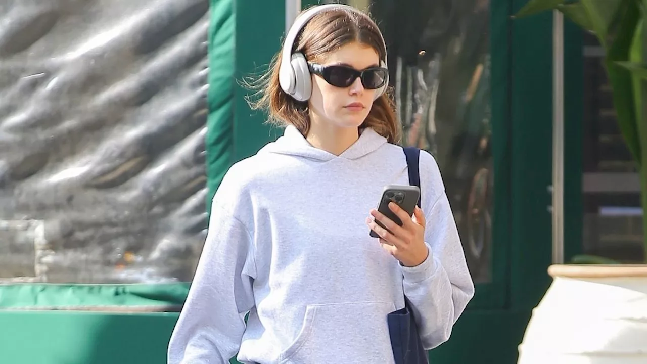 Kaia Gerber Pairs Her Low-Key Athleisure With $549 Headphones