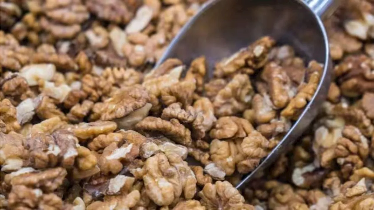 Washington walnuts recalled as 7 hospitalized from E. coli