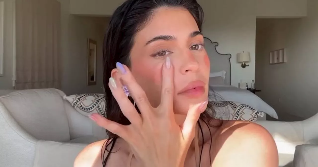 Kylie Jenner's mermaid chrome nails are the perfect summer holiday mani