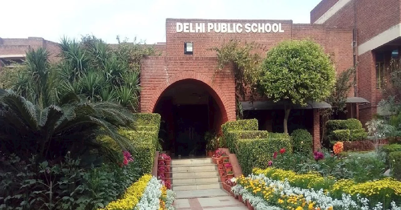 Delhi-NCR School Bomb Threat: नोएडा, ग्रेटर नोएडा के दर्जनभर से ज्‍यादा स्‍कूलों को बम से उड़ाने की धमकी, आ...