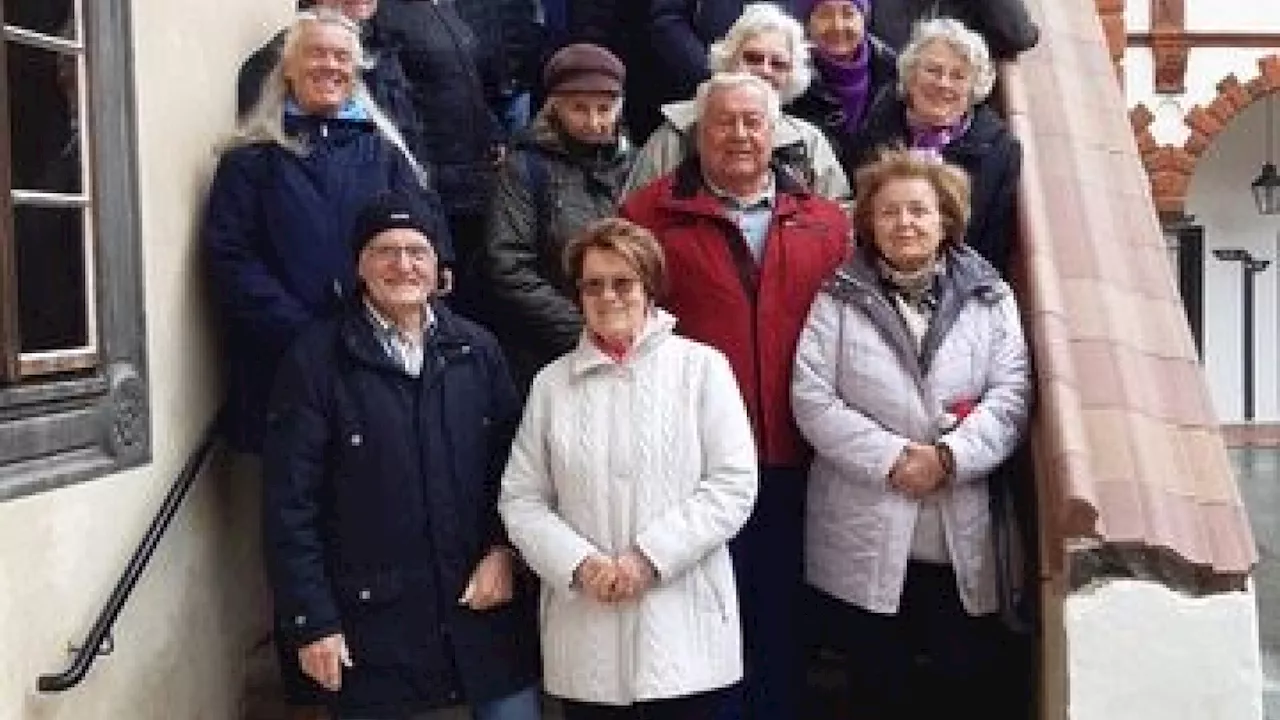 Höfleiner und Kritzendorfer Senioren bei Ausflug in die Rennaissance