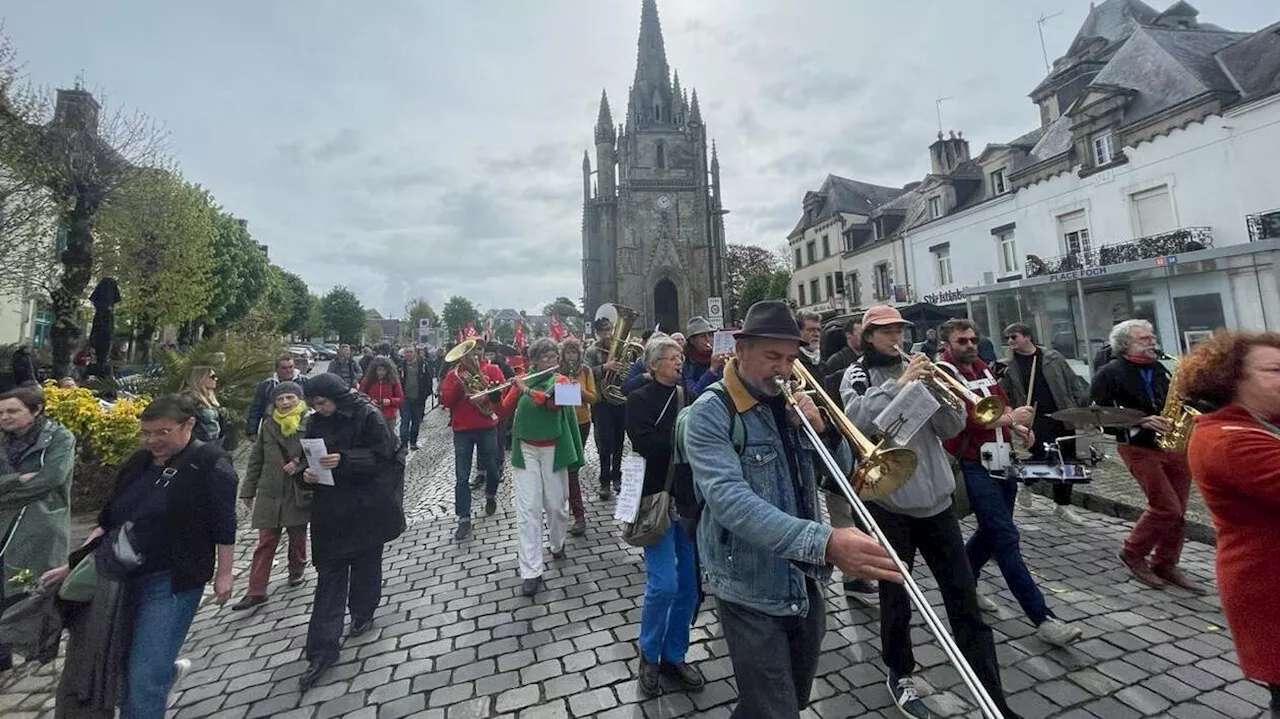 Manifestations du 1er-mai : un millier de personnes à Hennebont, 200 à Vannes, 100 à Pontivy