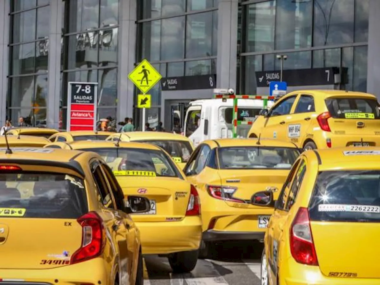 Los requisitos que deberán cumplir los taxistas para recibir subsidio del Gobierno