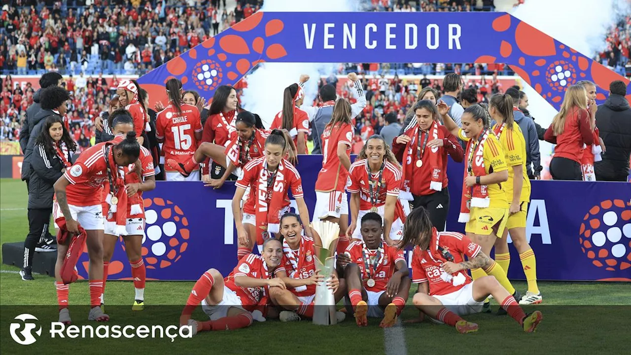 Benfica vence Sporting e conquista quarta Taça da Liga