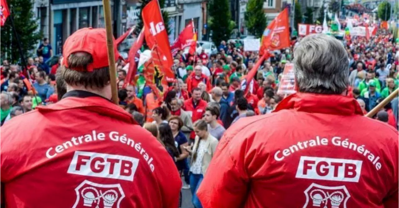 Des milliers de personnes aux festivités organisées par la FGTB au Mont des Arts à Bruxelles