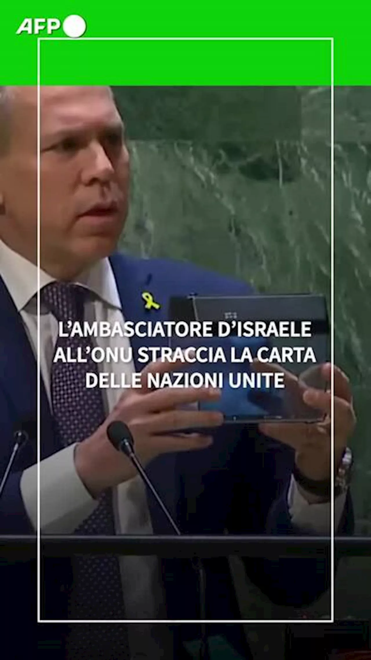 L'ambasciatore d'Israele all'Onu straccia la carta delle Nazioni Unite