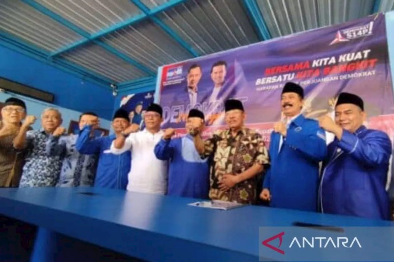 Wakil Bupati Pamekasan mendaftar Bacabup 2024 melalui Partai Demokrat