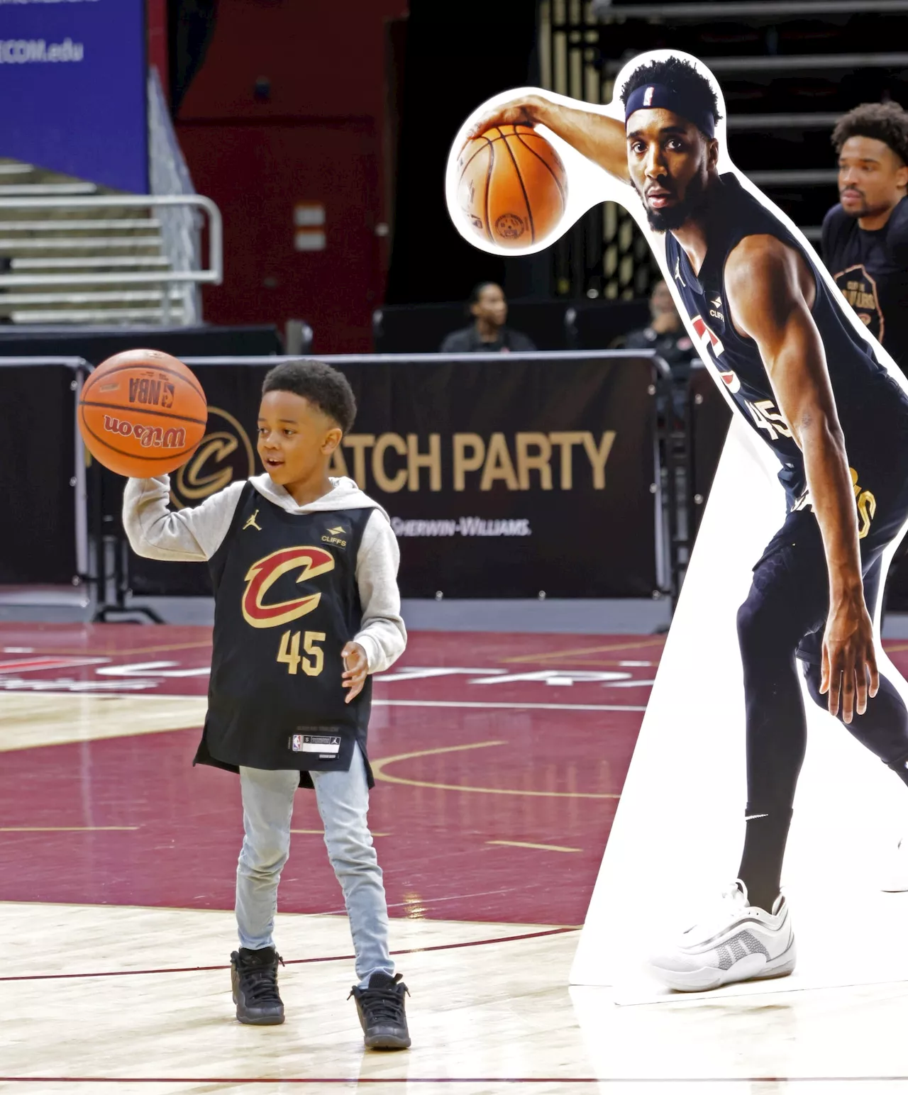 Cavs fans cheer at Rocket Mortgage FieldHouse during Game 2 watch party (photos)