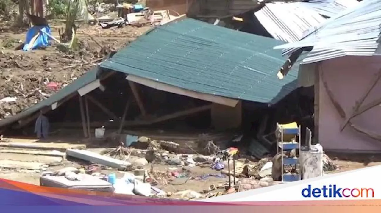 Cerita Mencekam Warga di Luwu Diterjang Banjir Bandang 5 Meter Saat Tidur