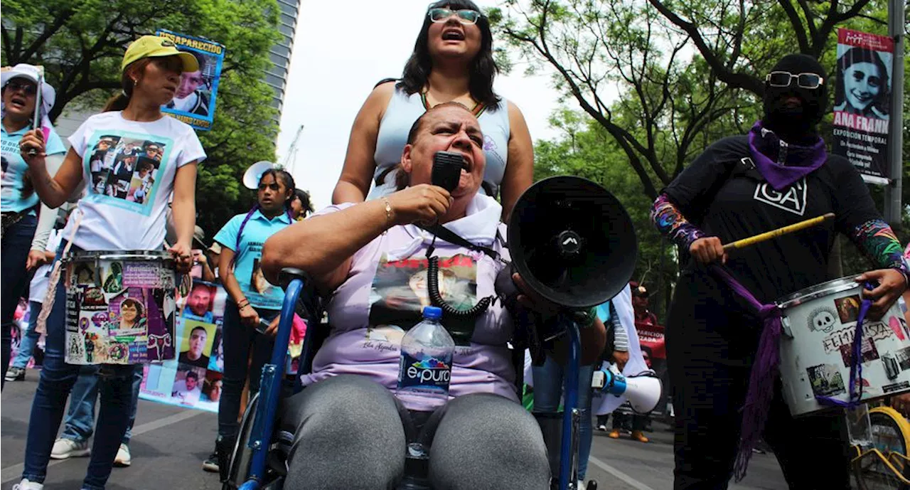 Crónica: La marcha de las madres que no pueden abrazar a sus hijos este 10 de mayo