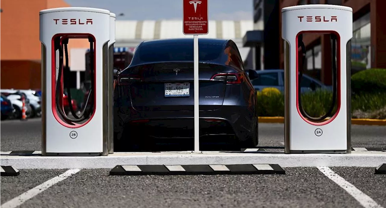 Elon Musk anuncia que Tesla invertirá 500 millones para ampliar la red de carga de autos eléctricos