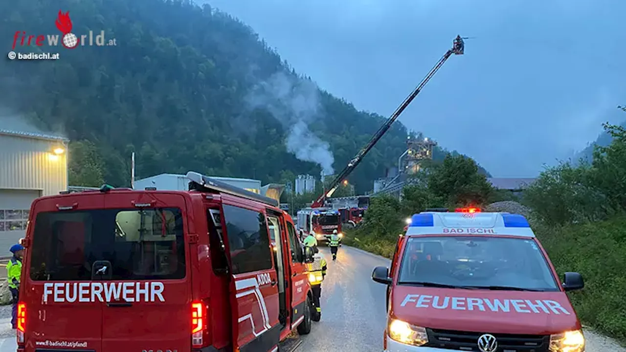 Oö: Atemschutzübung in Bad Ischl bei der Firma Calmit mit vermissten Personen