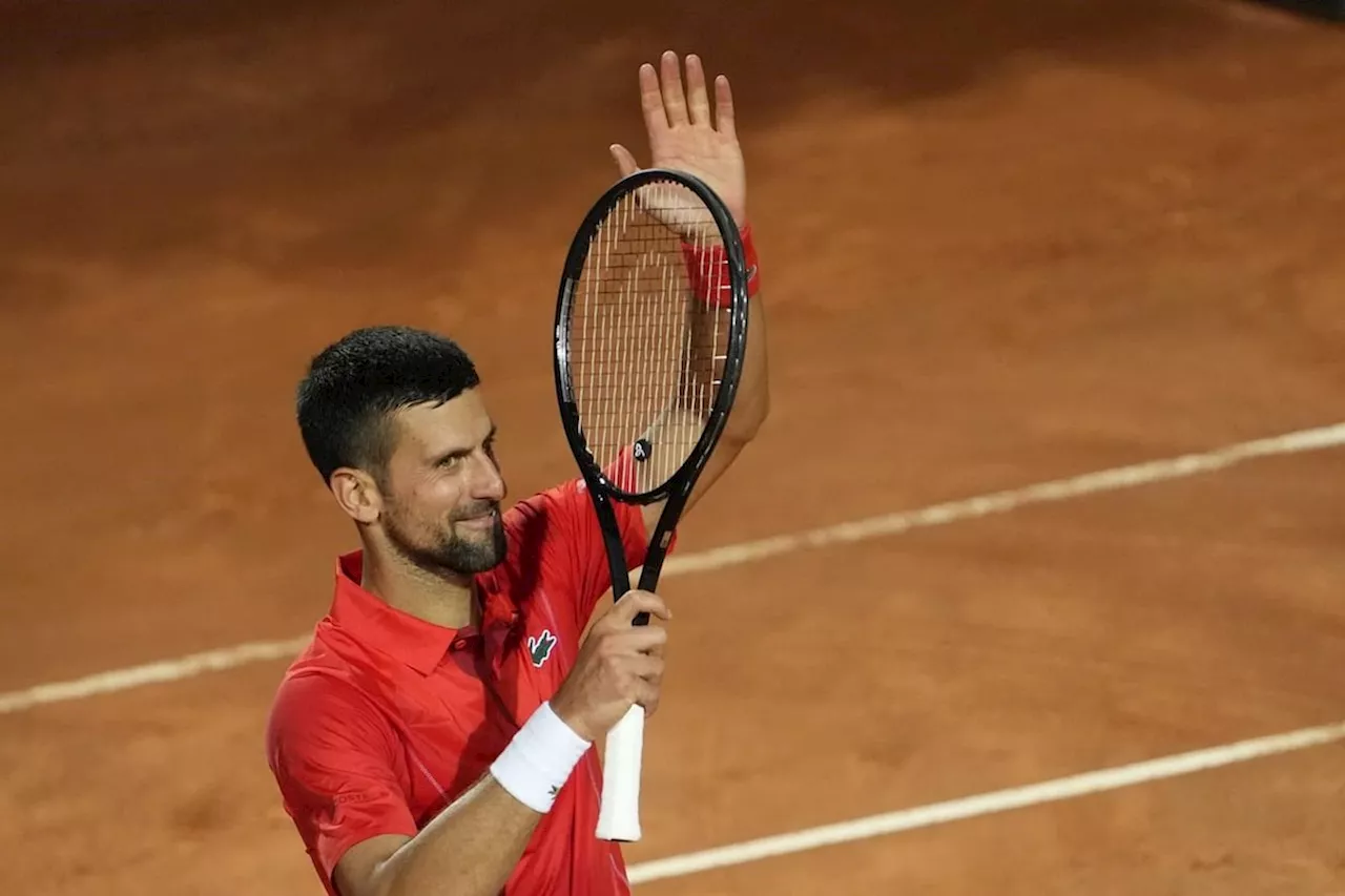 Djokovic needs medical attention after getting knocked on the head by a water bottle at Italian Open