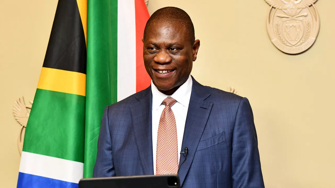 Mashatile looks for solution for “impending” Rand Water crisis