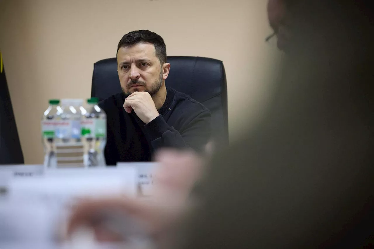 Guerre en Ukraine, jour 807 : Zelensky renvoie le chef de sa sécurité, des frappes ukrainiennes en Russie