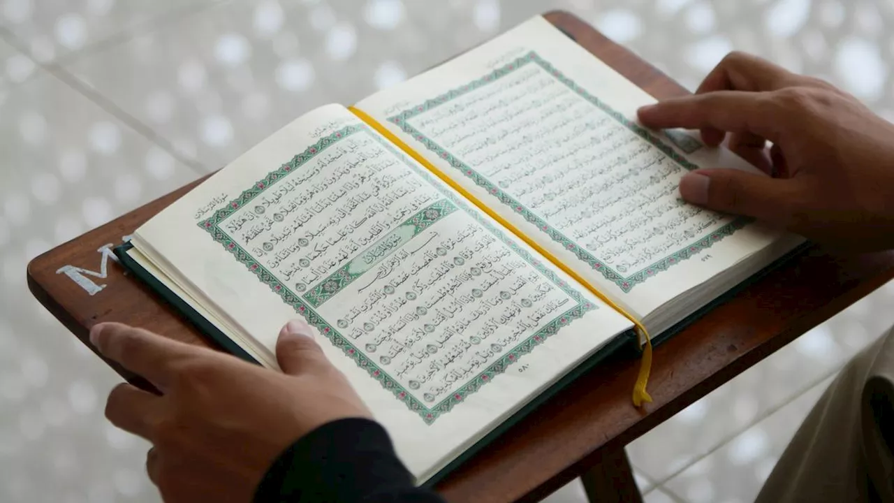 Surah Al Ikhlas Arab, Latin dan Artinya, Pahami Keutamaan Membacanya