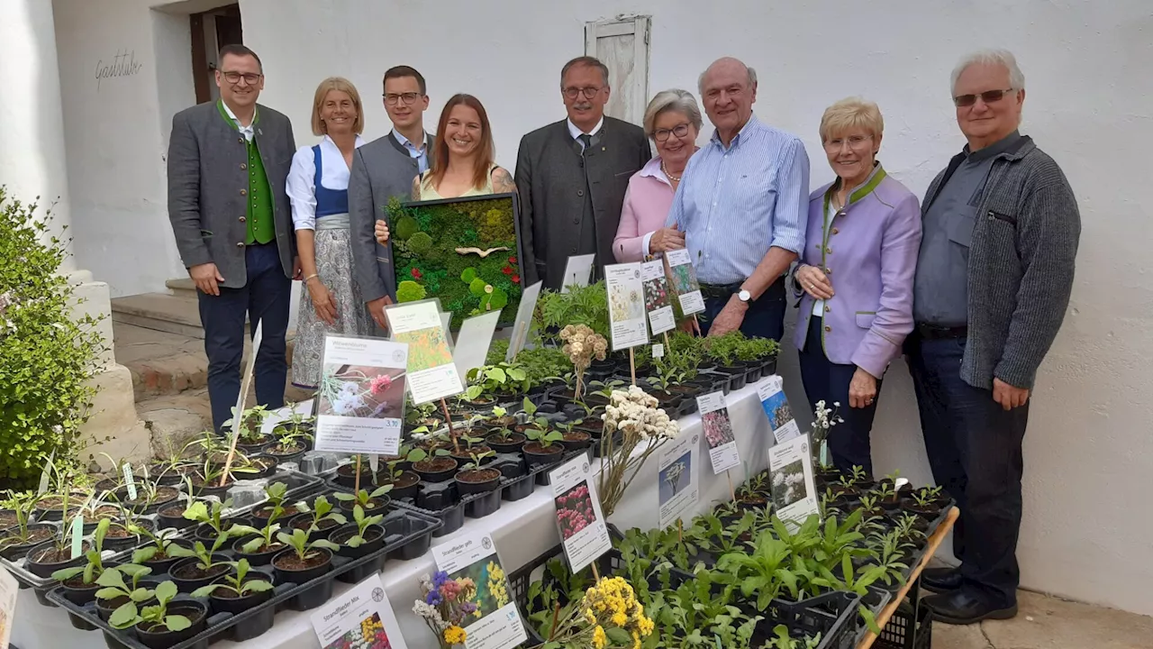 Blütenpracht und Raritäten im Radlbrunner Brandlhof