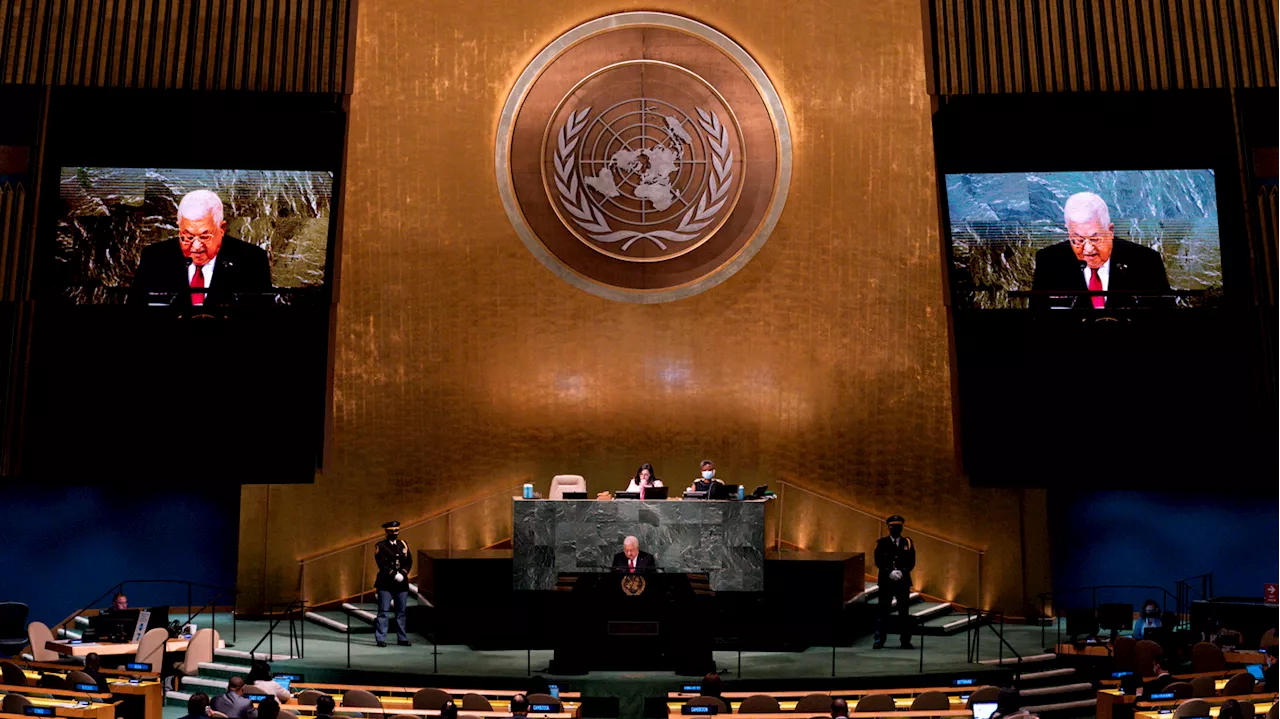 The U.N. General Assembly backs the Palestinians' membership bid