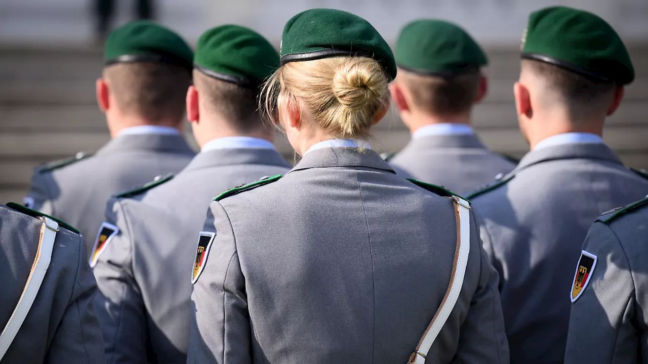 'Weiter-so kann es nicht geben': Högl dringt auf höheren Frauenanteil bei der Bundeswehr