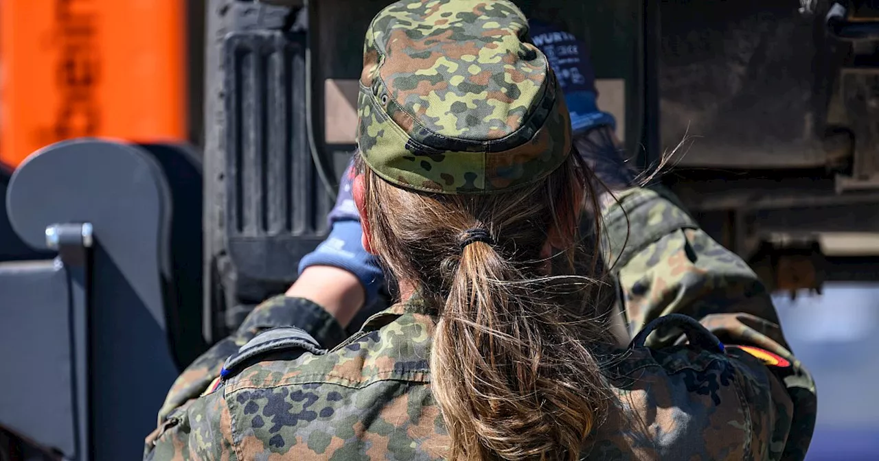 Der Bundeswehr mangelt es an Soldatinnen, dabei werden sie dringend gebraucht