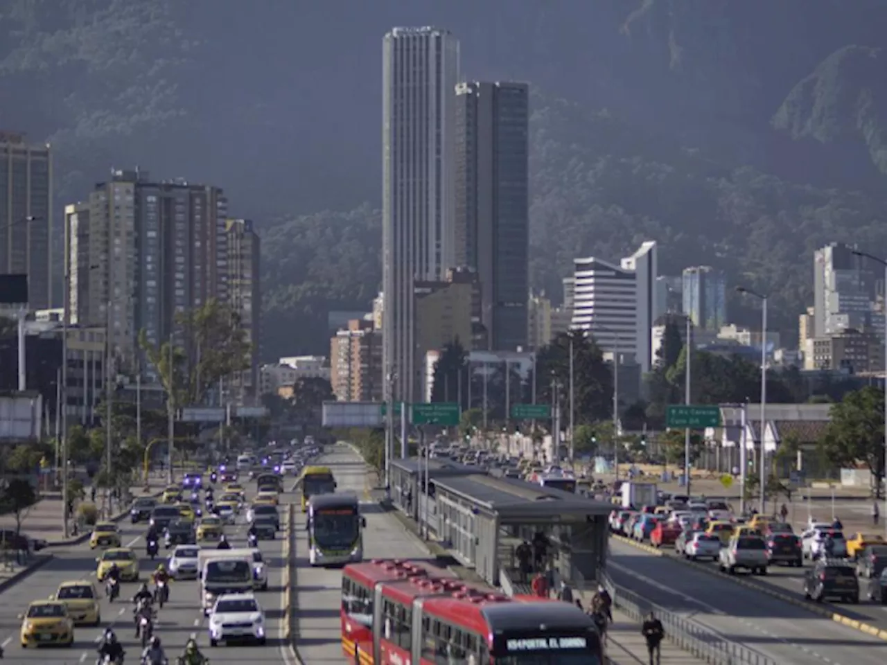 Tome nota: los tres nuevos impuestos que aplicaría Galán en Bogotá