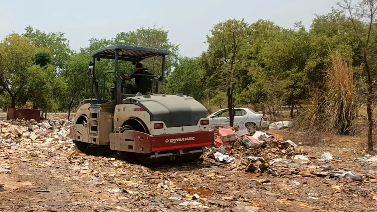 राजस्थान में यहां डेढ़ करोड़ रुपए की शराब पर चला दिया रोलर, जानिए क्यों