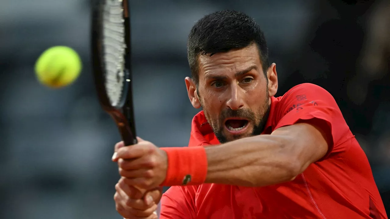 ATP Rome : Novak Djokovic réussit son entrée en lice mais est... assommé par une gourde après le match