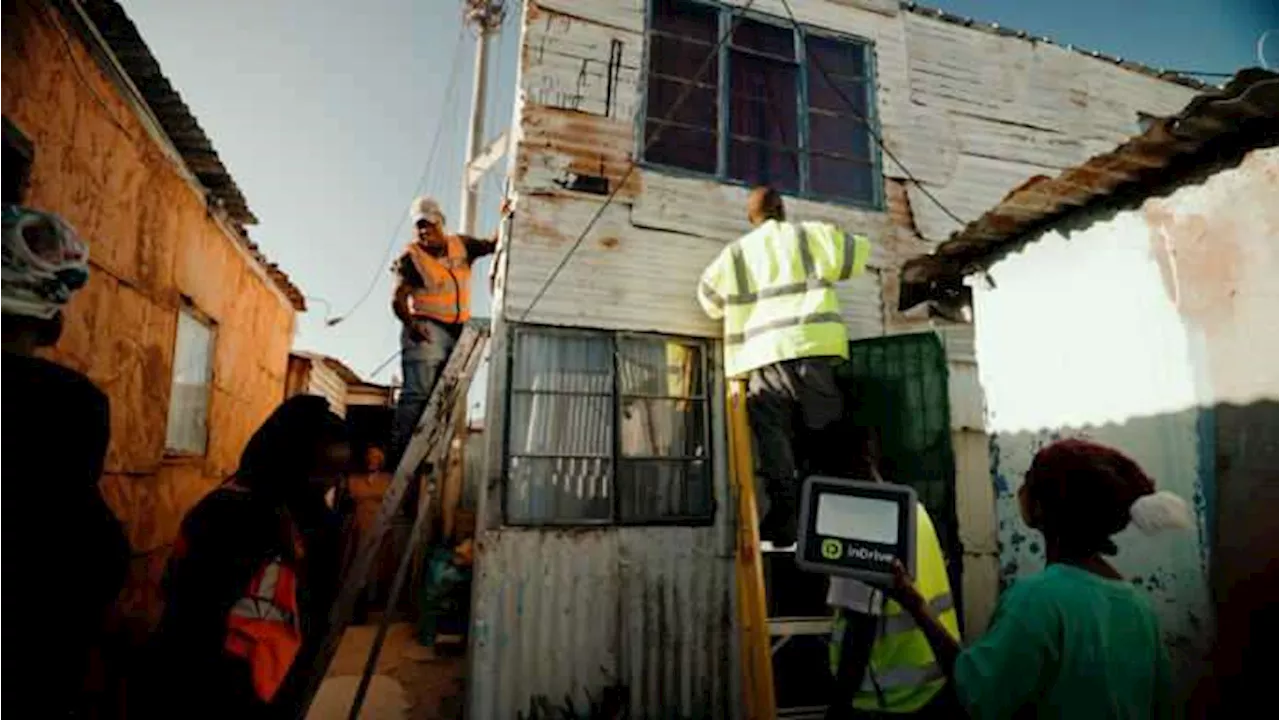 inDrive celebrates success of ‘Layita Khayelitsha’ campaign with installation of 75 solar lights