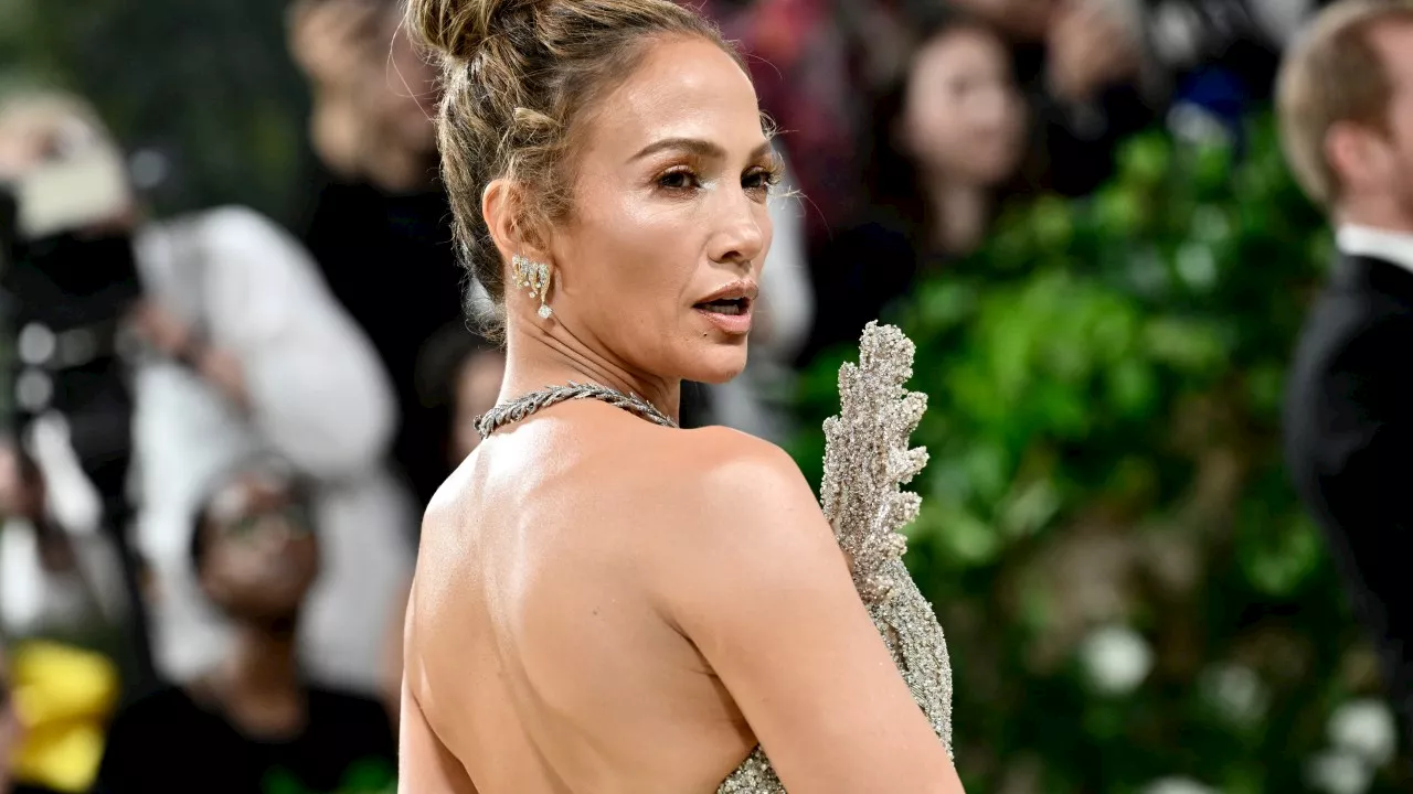 ‘Attitude’: Jlo’s awkward Met Gala moment goes viral