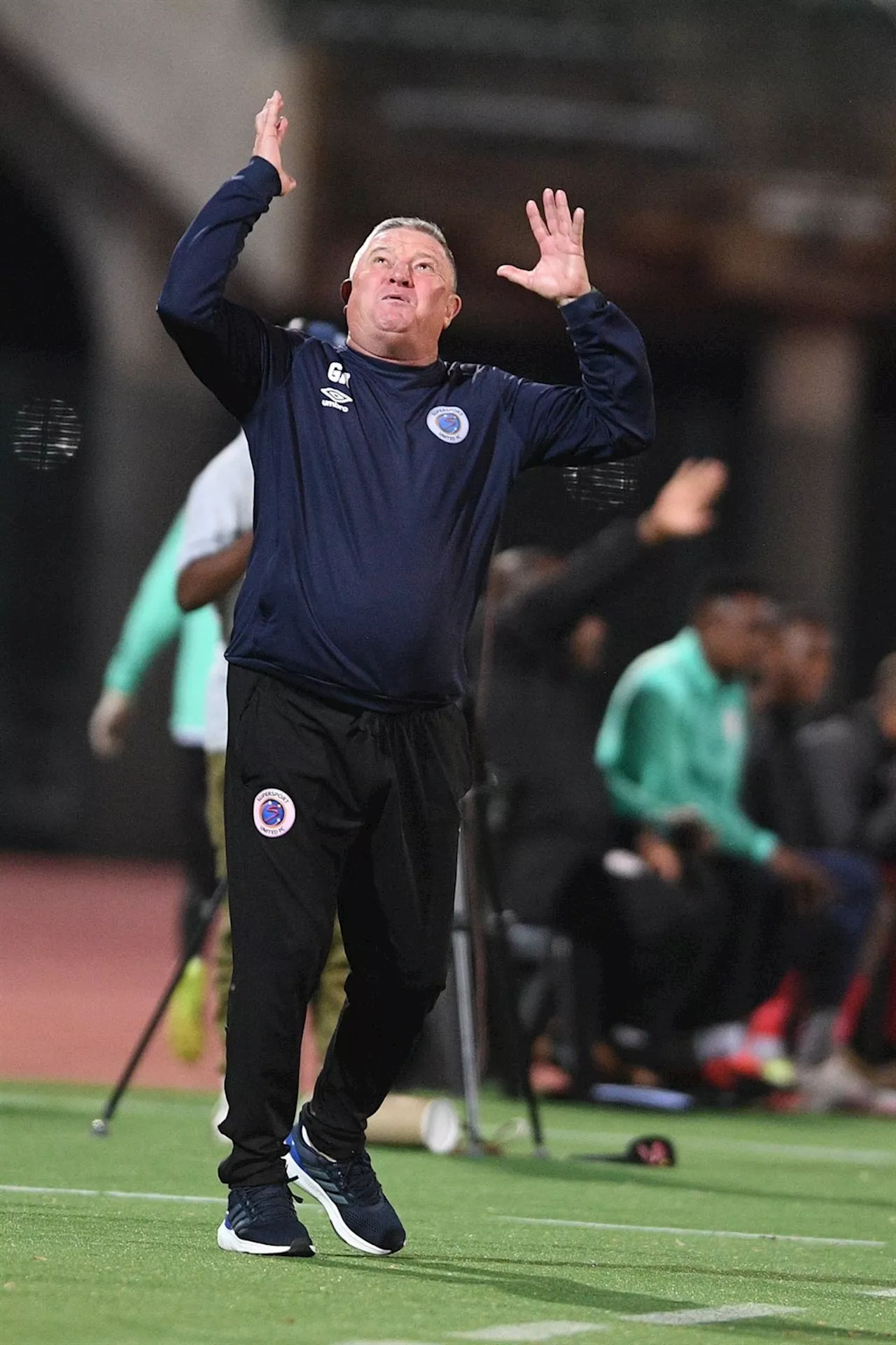 'Chiefs To Go Pitso, Hunt Or International'