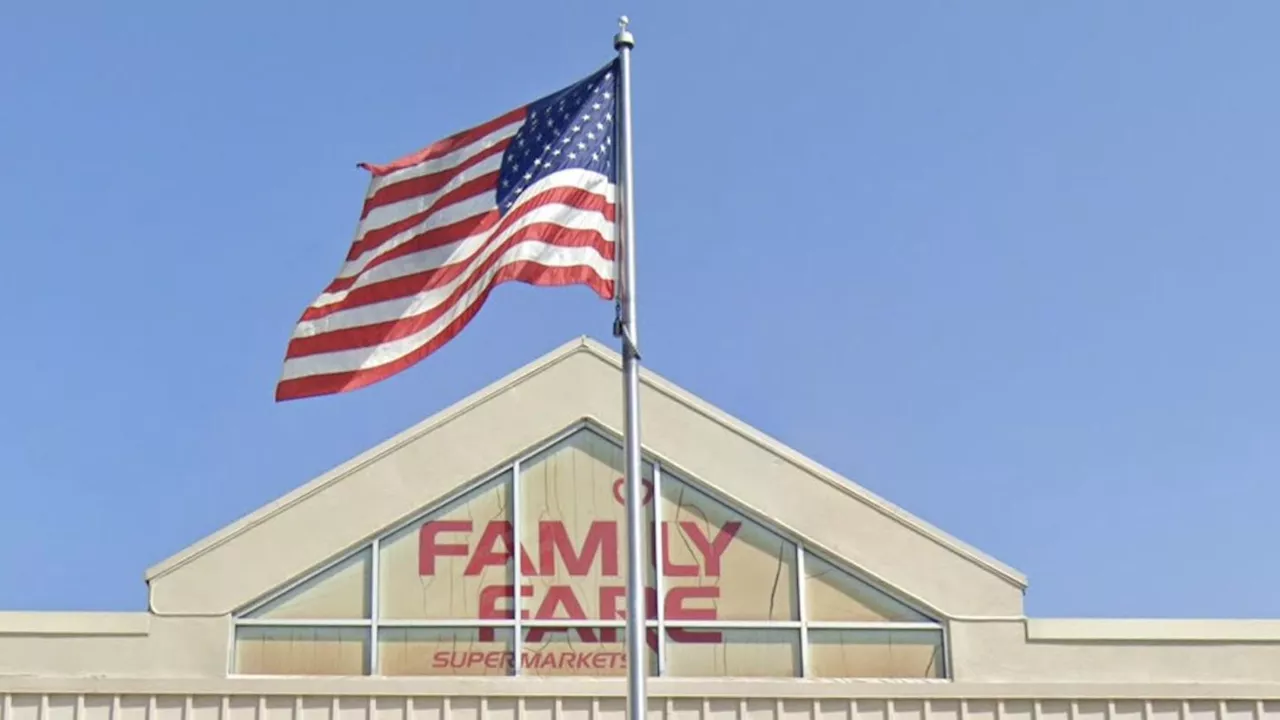 Supermarkt-Dach in USA: Frau wohnt ein Jahr versteckt in Reklametafel