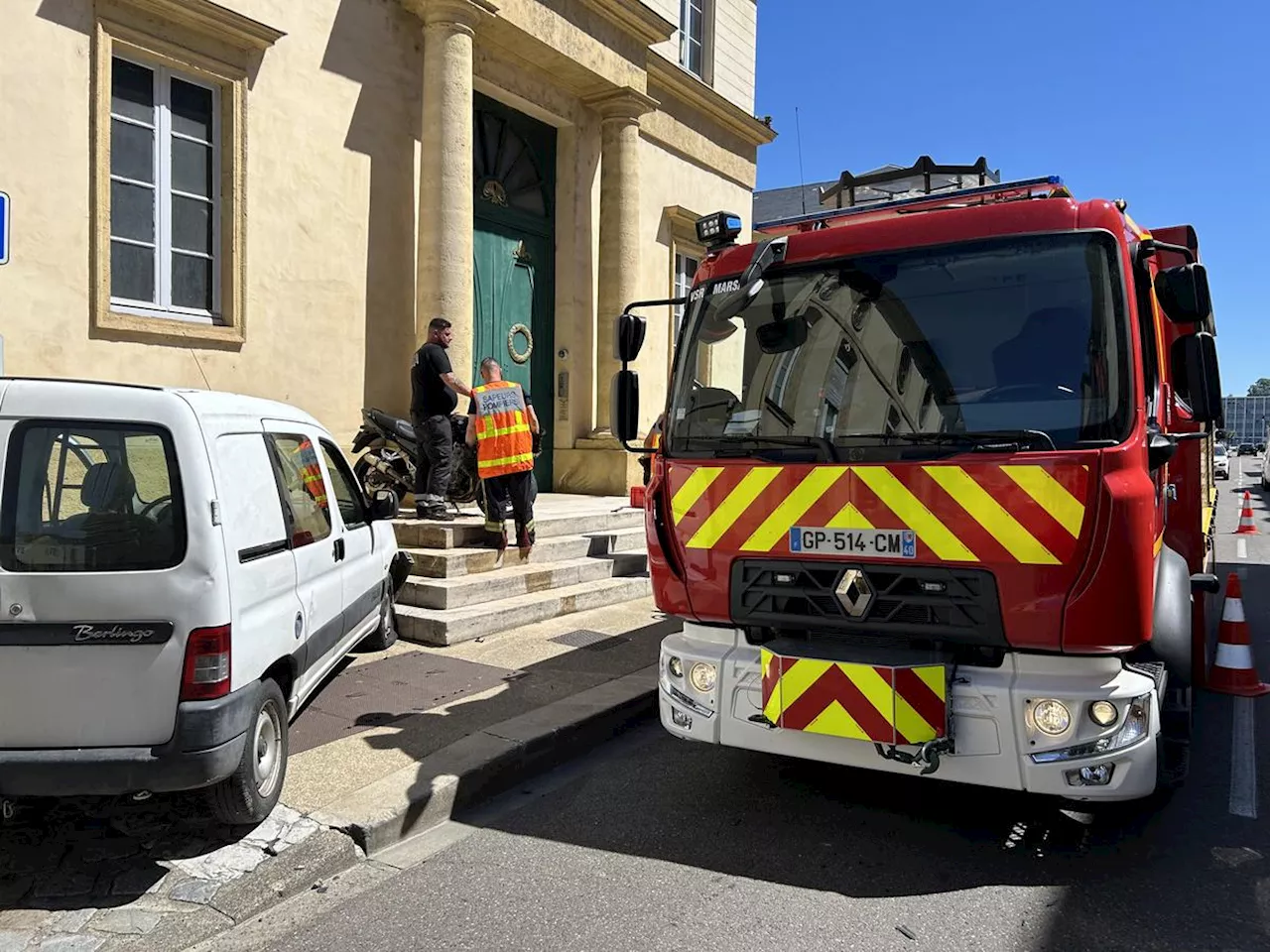 Mont-de-Marsan : un motard blessé suite à un accident avec une voiture