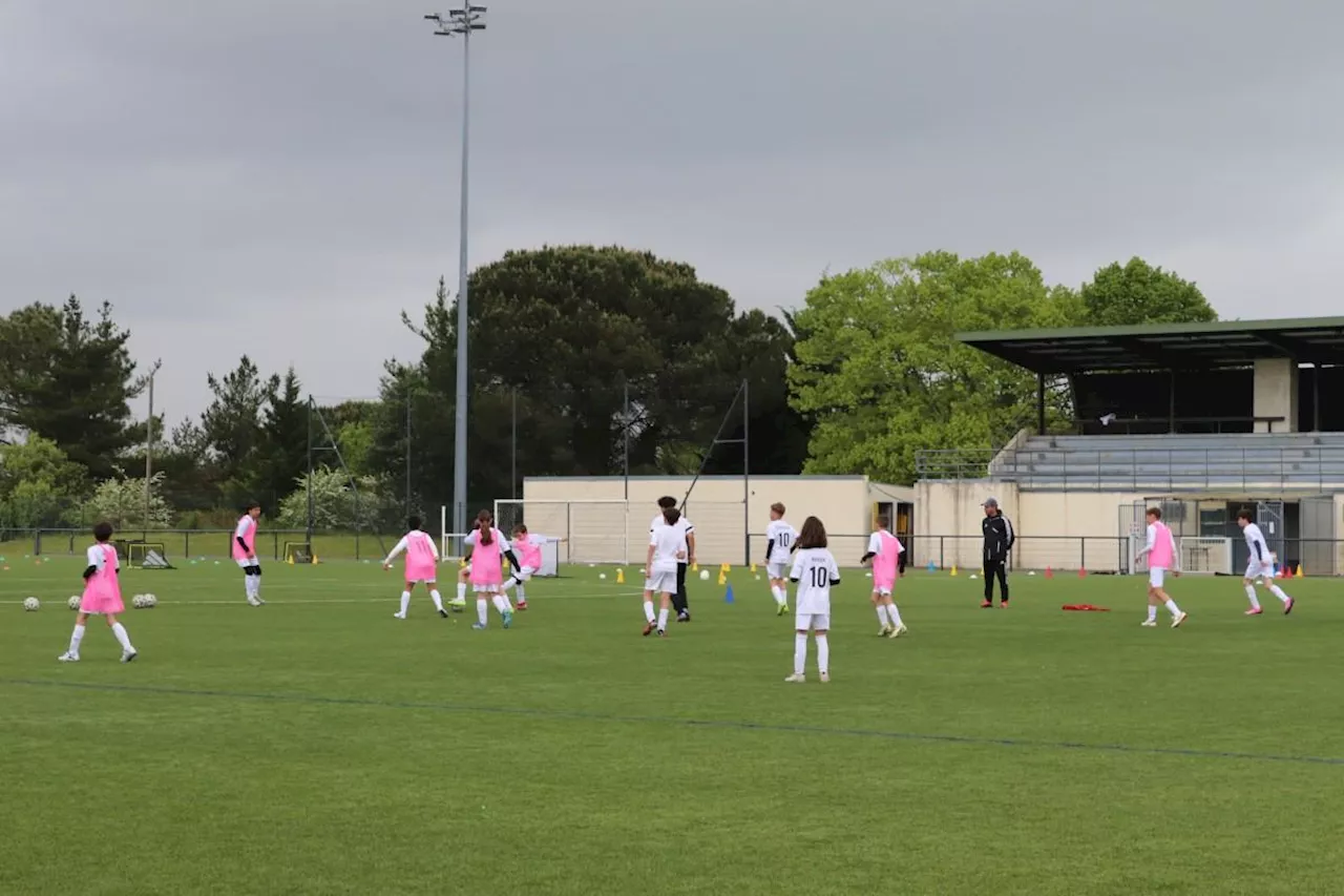 « Nous avons un problème de gouvernance » : près de Bordeaux, la crise de croissance au Football club Rive droite 33