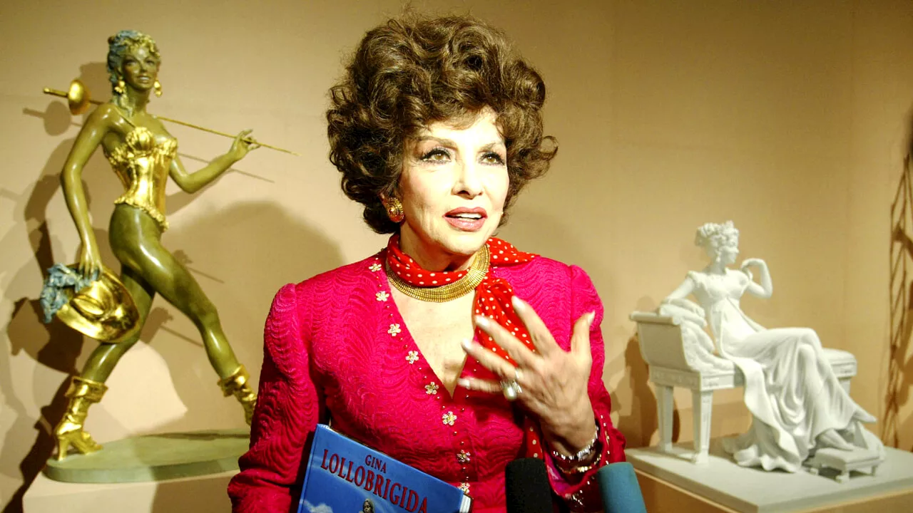 Gina Lollobrigida, gli eredi vendono: all'asta mobili, dipinti e sculture della villa sull'Appia Antica