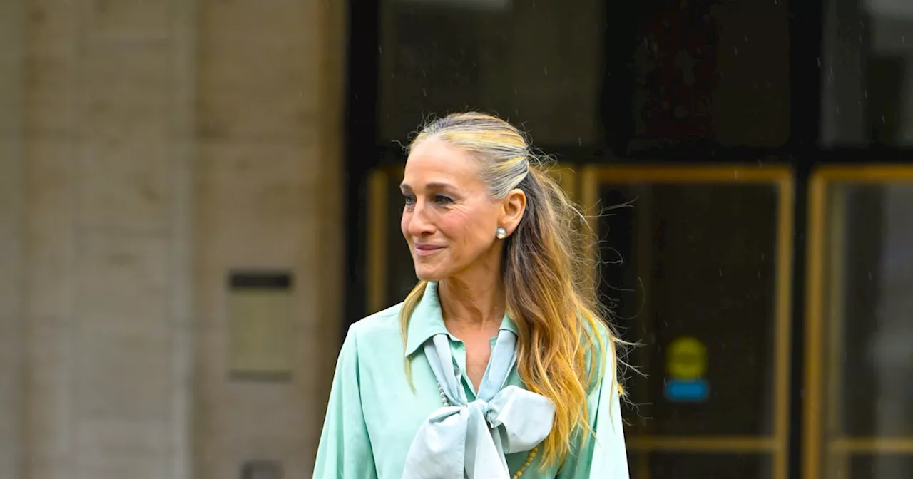 The First Look At Carrie Bradshaw's 'AJLT' Season 3 Style Does Not Disappoint