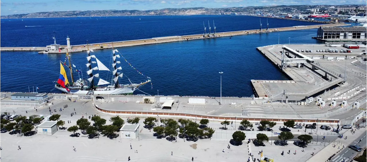 Buque 'Gloria' llega este sábado a Barcelona para recordar a Gabo