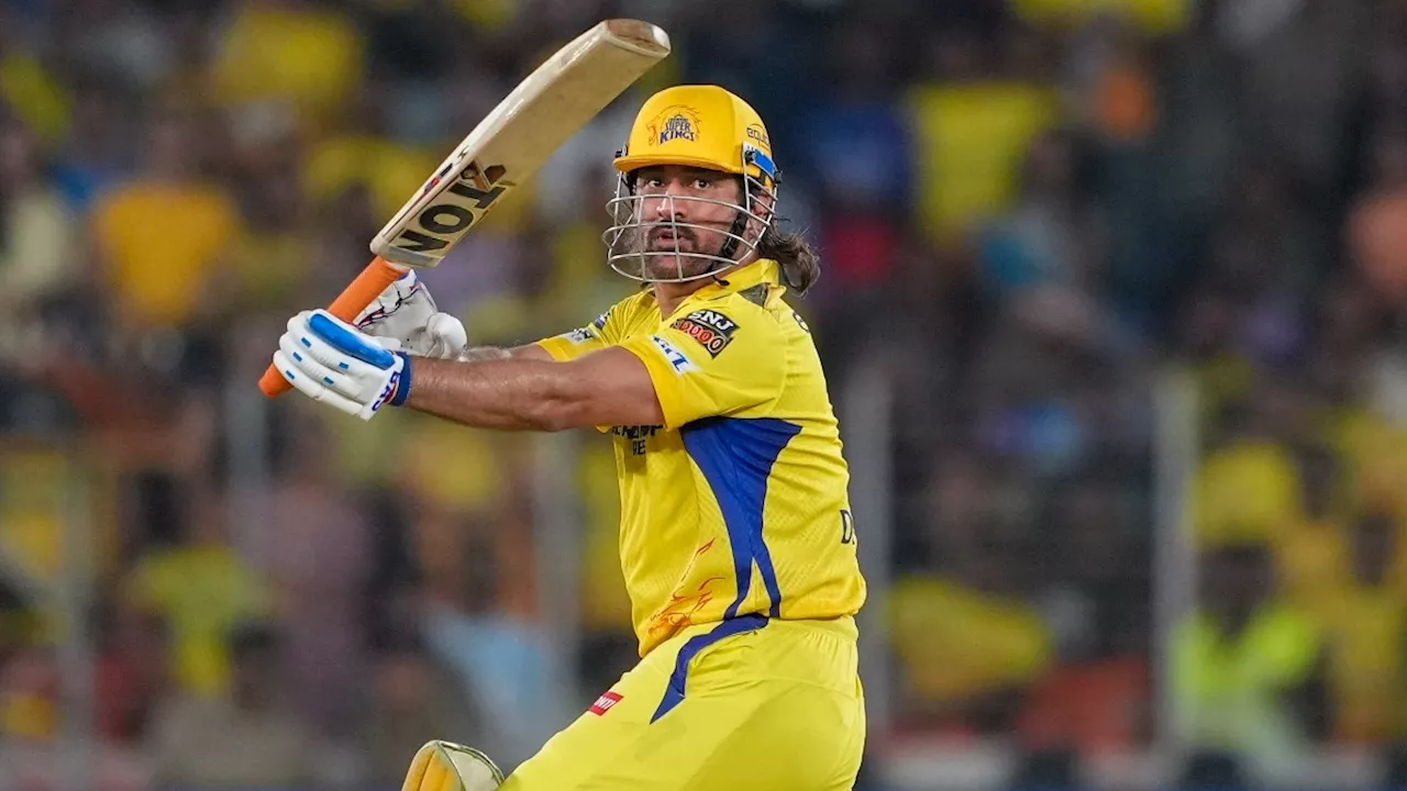 CSK IPL 2024 Play off Scenario: धोनी के निचले क्रम में खेलने से चेन्नई सुपर किंग्स को प्लेऑफ के पड़े लाले, आईपीएल से बाहर होने का खतरा मंडराया? जानें कैसे