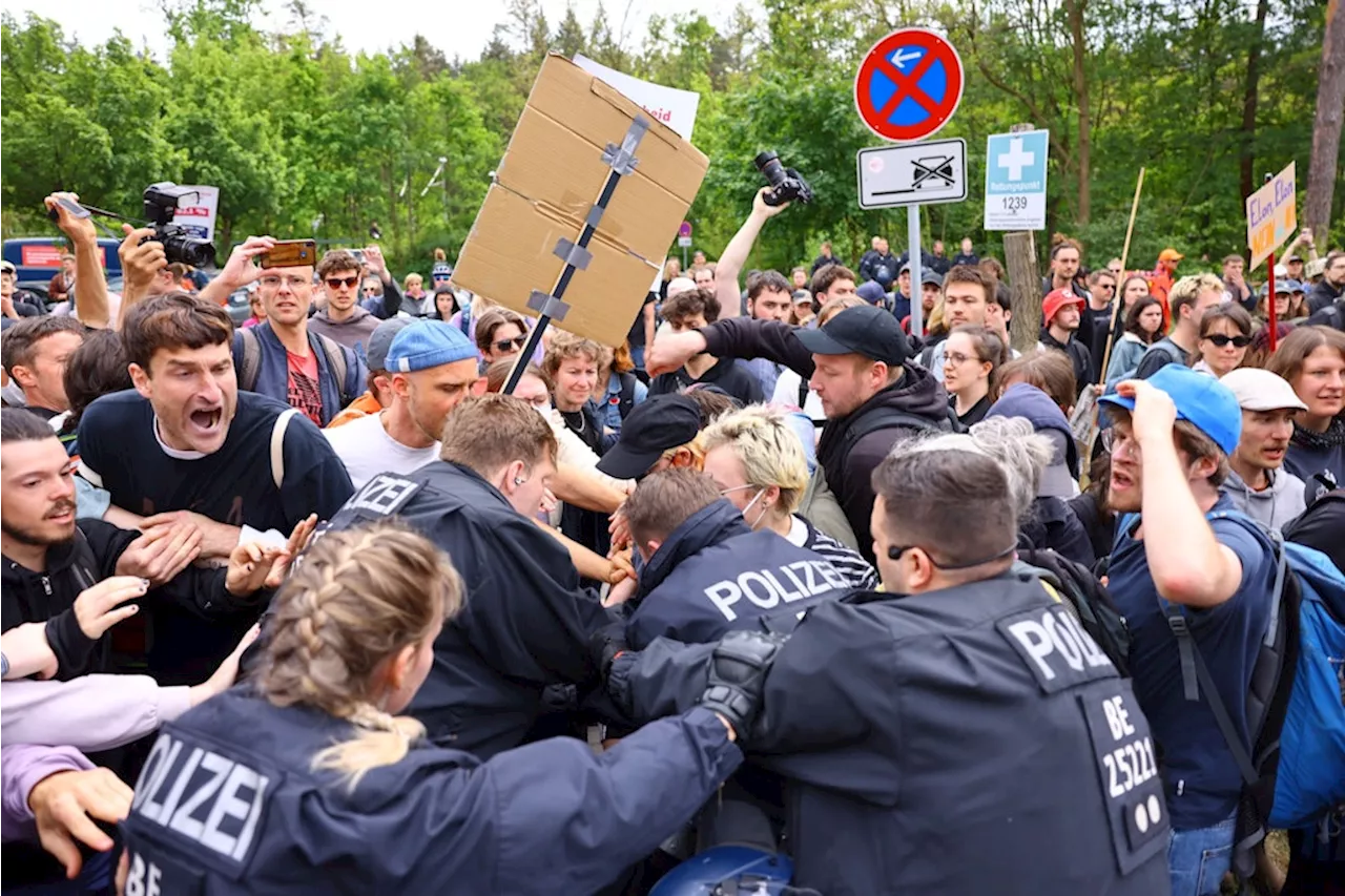 Tesla-Proteste am Samstag – über tausend Teilnehmer bei Demonstration Grünheide