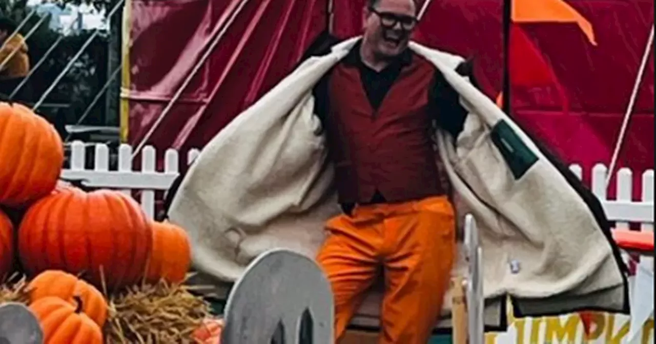 Scots locals left stunned as Alan Carr spotted in Fife town filming Netflix show