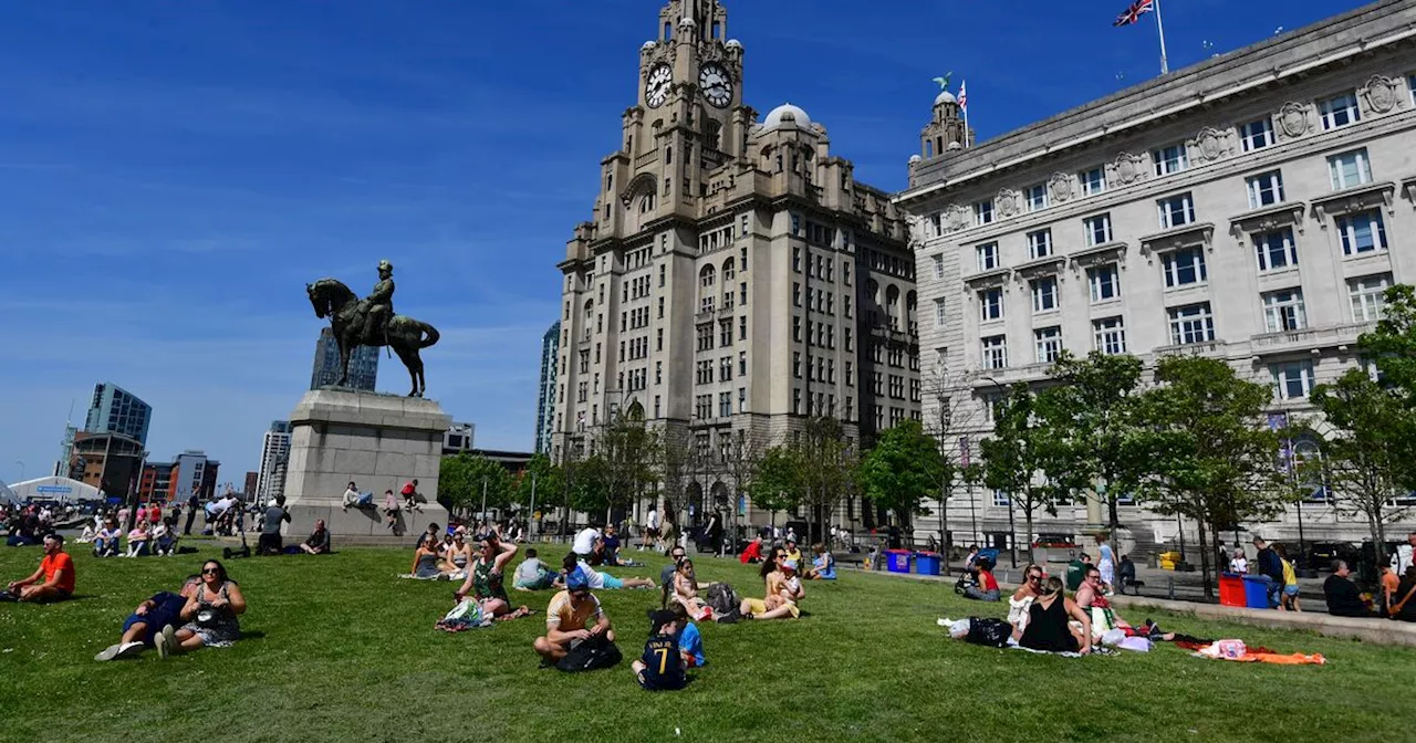 Thousands flock to Liverpool for hottest weekend of the year