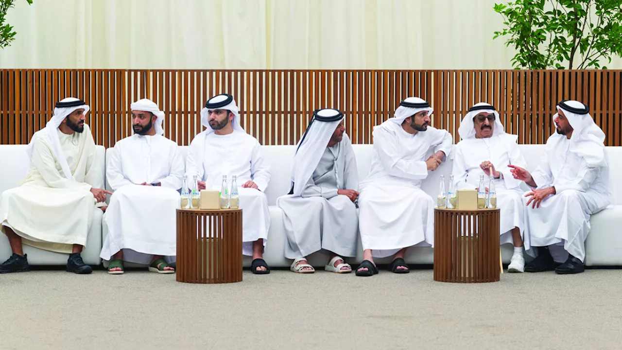 ولي عهد دبي والشيوخ والمواطنون يعزون في وفاة هزاع بن سلطان بن زايد