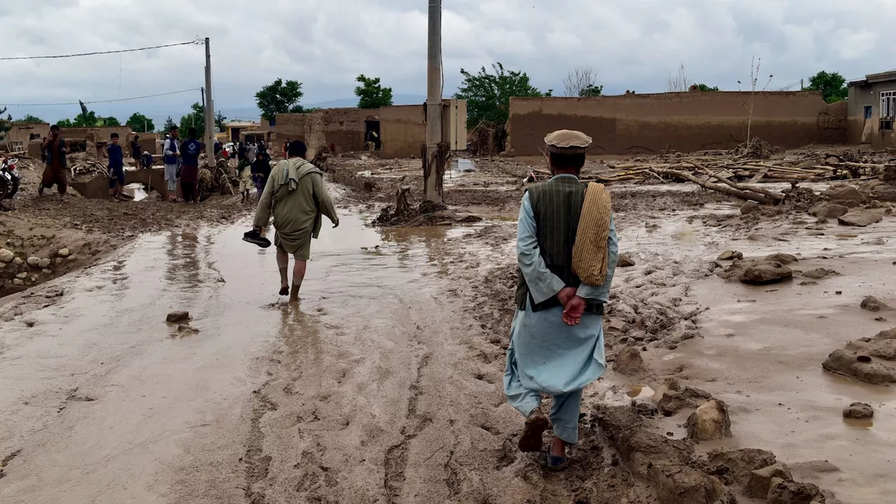 'Calamitous' flash floods kill more than 300 people in Afghanistan