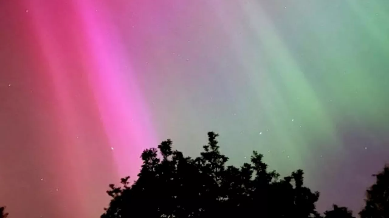 Northern Lights provide a stunning spectacle over the East Anglian skyline