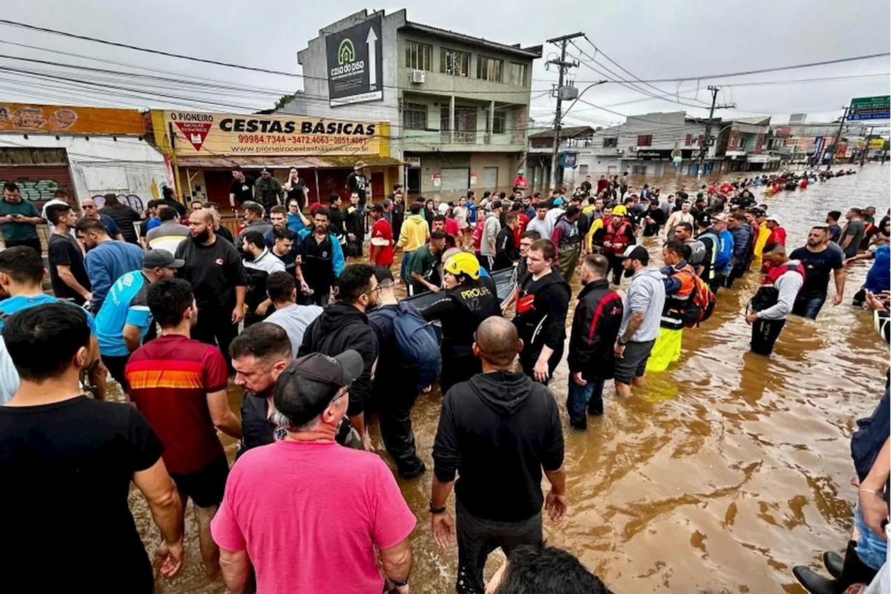 Chuvas no Rio Grande do Sul: mais de meio milhão de pessoas estão desalojadas; 136 morreram na tragédia